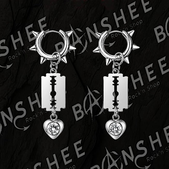 Boucles d’oreilles créoles à pics avec lames de rasoir et cœurs