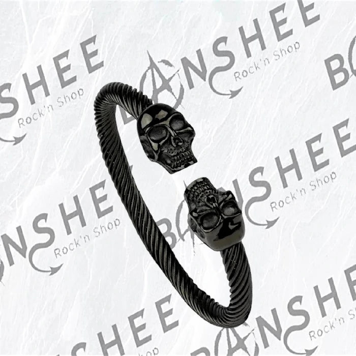 Bracelet jonc torsadé en acier inoxydable noir avec deux têtes de mort