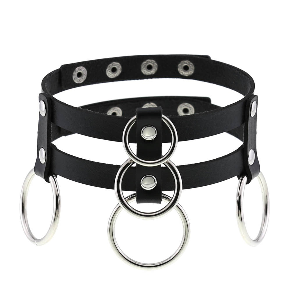 Choker Moon Attic avec anneaux style punk / gothique / métal MA-OXQ05