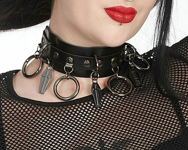 Choker cerceuils Banned AC45709