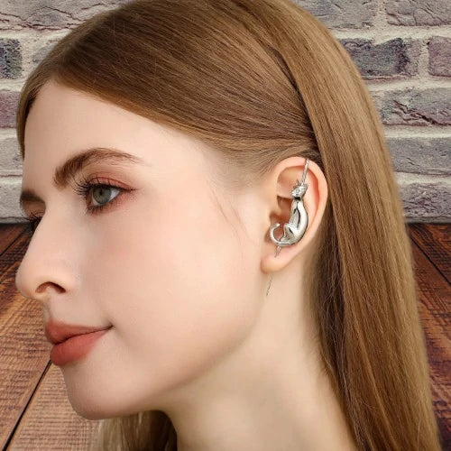Boucle d'oreille O. chat