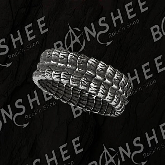 Bague en acier inoxydable avec motif écailles en relief