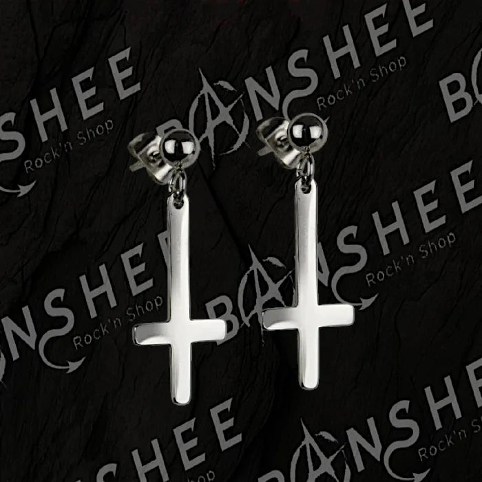 Boucles d'oreilles pendantes en acier inoxydable avec croix inversée
