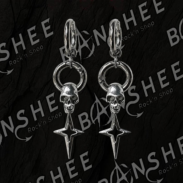 Boucles d’oreilles pendantes avec têtes de mort et étoiles