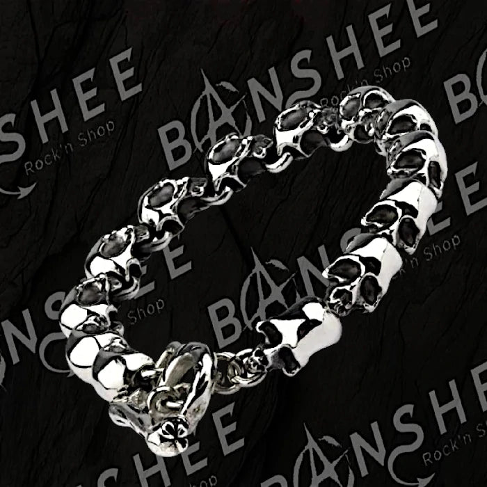 Bracelet en acier inoxydable avec têtes de mort