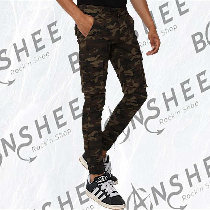 Autre vue d'un pantalon cargo homme slim camouflage kaki avec poches latérales