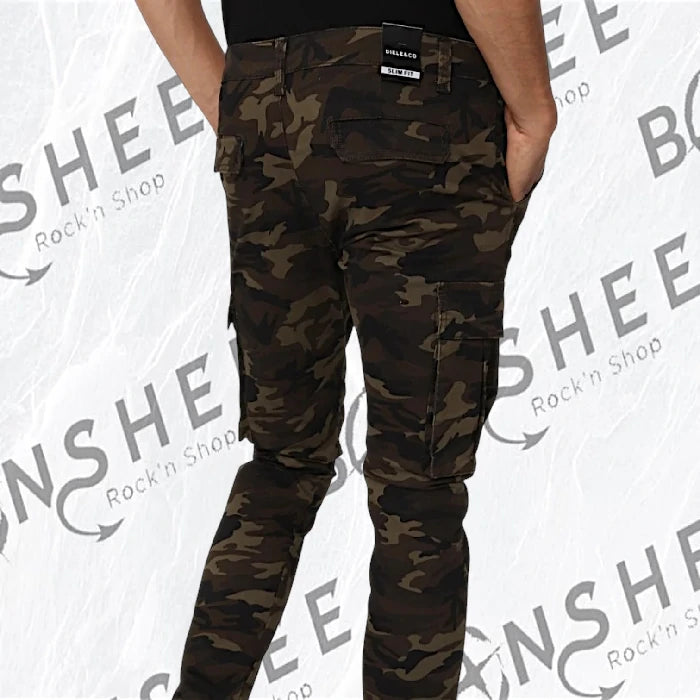 Pantalon cargo homme slim camouflage kaki avec poches latérales vue de dos