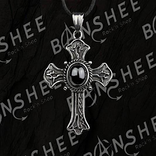 Pendentif croix gothique en acier inoxydable avec pierre noire