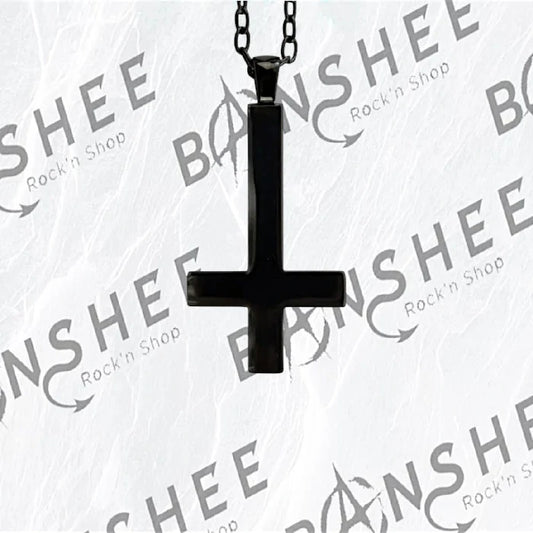 Pendentif croix inversée noire en acier inoxydable finition polie et mate