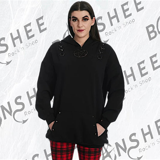 Sweat à capuche noir gothique avec pentagramme sur la poitrine, anneaux métalliques aux épaules et longues chaînes décoratives au dos.